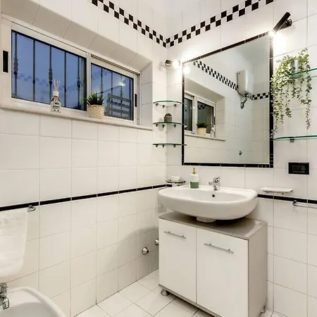 500 Mt. Dal Mare Wifi Clima & Design Apartman